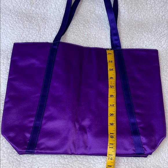 Clinique Purple Canvas Totes with Spacious Design - Picture 3 of 6
